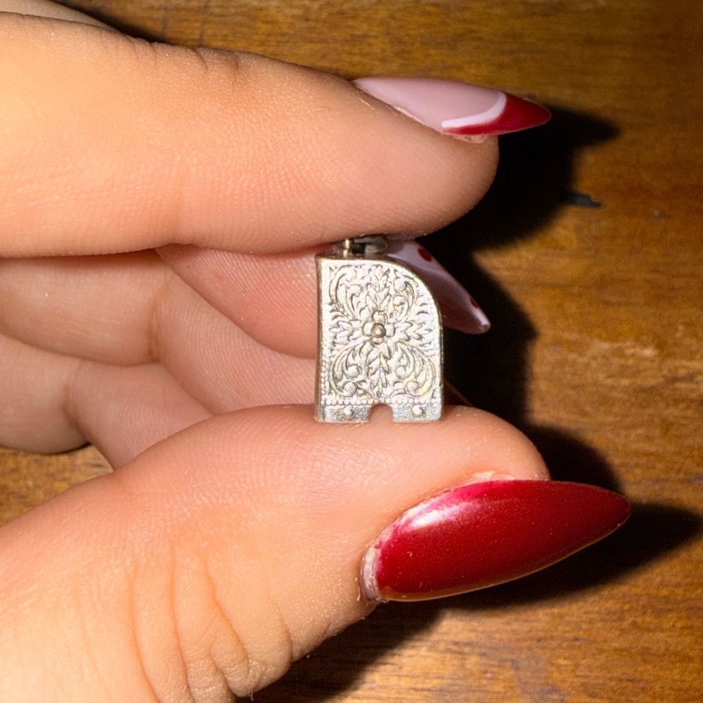Vintage Sterling Silver Charm - Picture 3 of 6